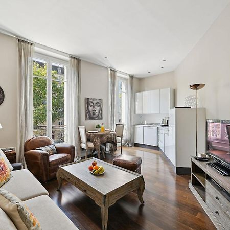 Champs-Elysees & Arc De Triomphe - Cityapartmentstay Paris Dış mekan fotoğraf