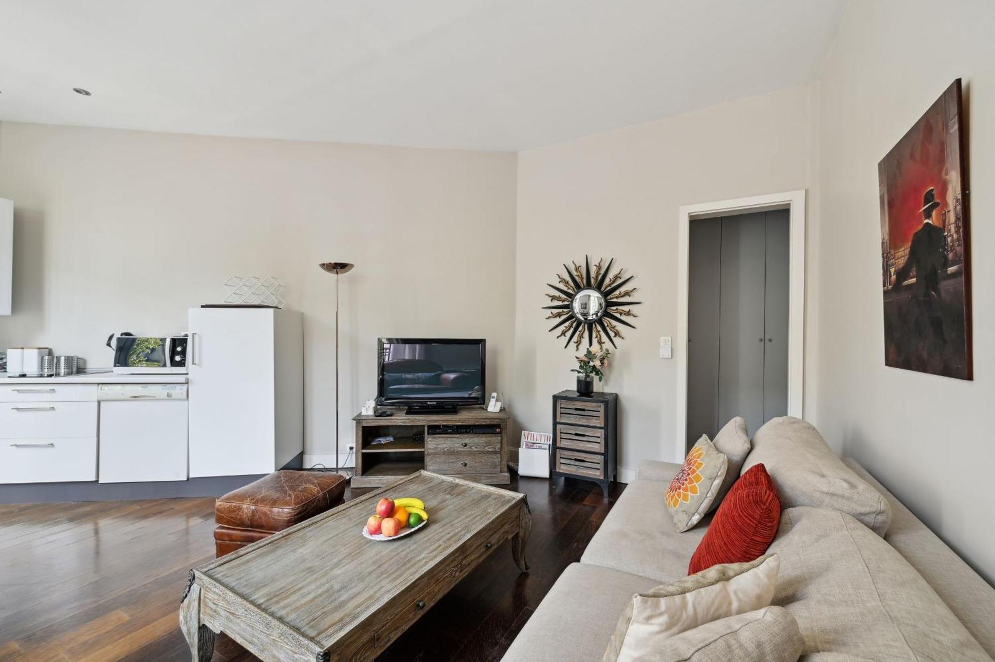 Champs-Elysees & Arc De Triomphe - Cityapartmentstay Paris Dış mekan fotoğraf